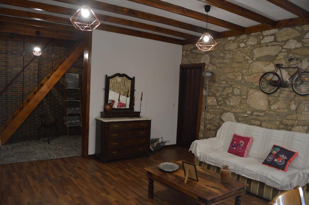 Casinha Da Avo Maria Alcobaca Exterior photo